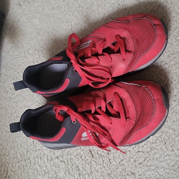 LAST CHANCE!!! Skechers Boys size 6, red & black Skechflex 3.0. Used. - Picture 5 of 5